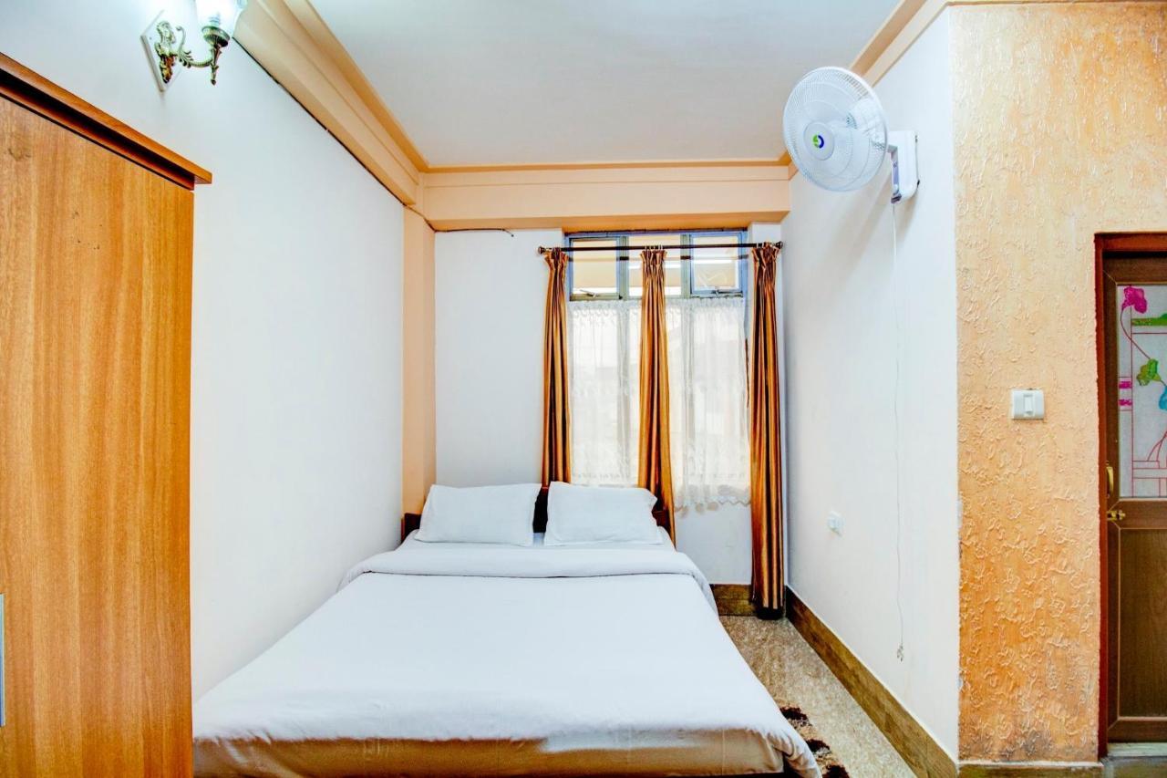 Capital O 79144 Coniferous Resort تشيرابونجي المظهر الخارجي الصورة