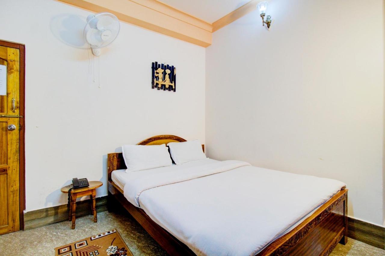Capital O 79144 Coniferous Resort تشيرابونجي المظهر الخارجي الصورة